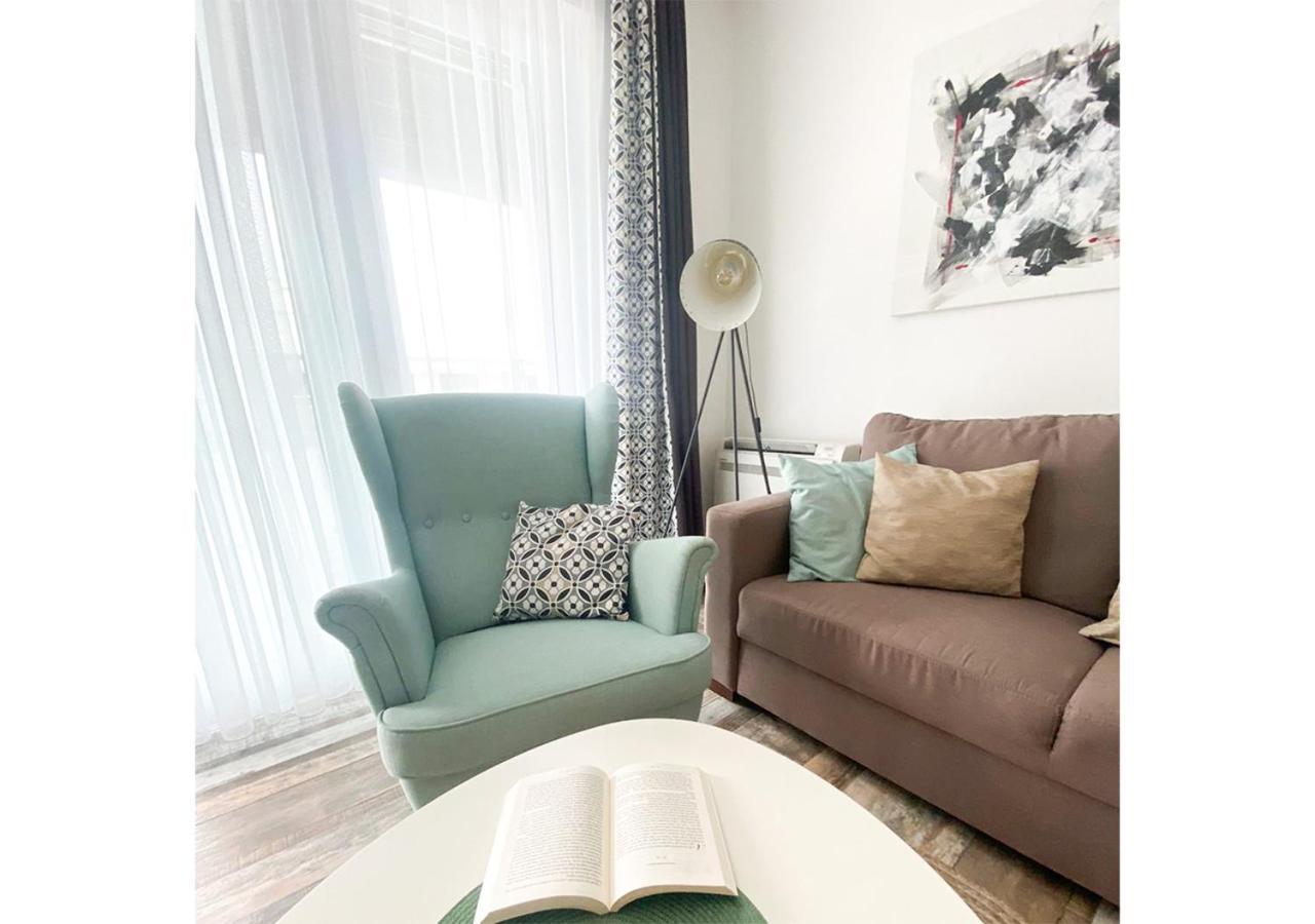 Royal 27 Apartman Keszthely Ngoại thất bức ảnh