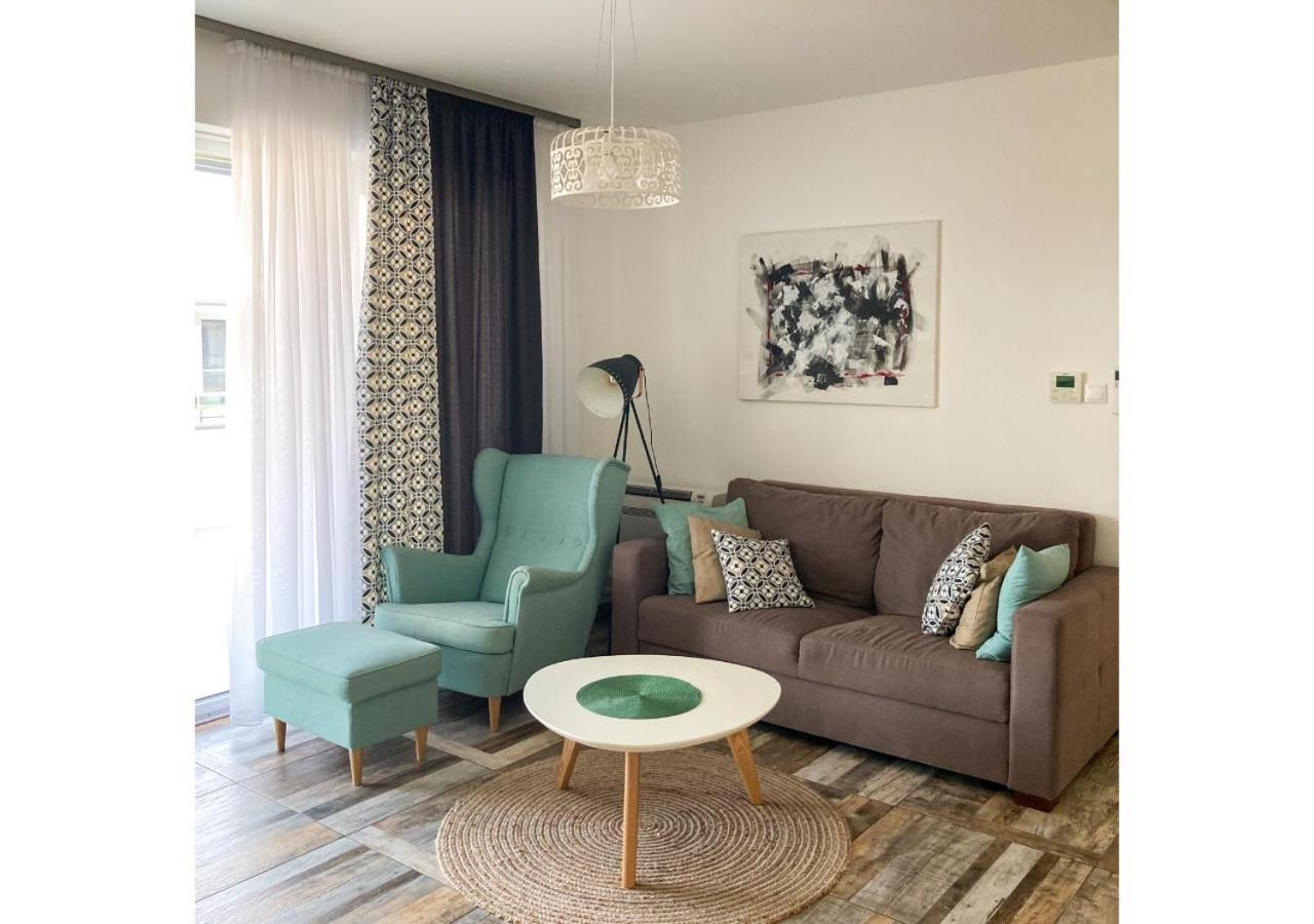 Royal 27 Apartman Keszthely Ngoại thất bức ảnh